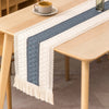 Chemin de table macramé bleu