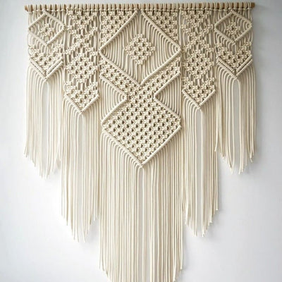 Grand macramé mural