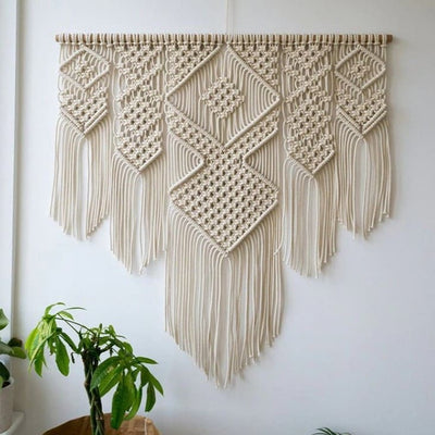 Grand macramé mural