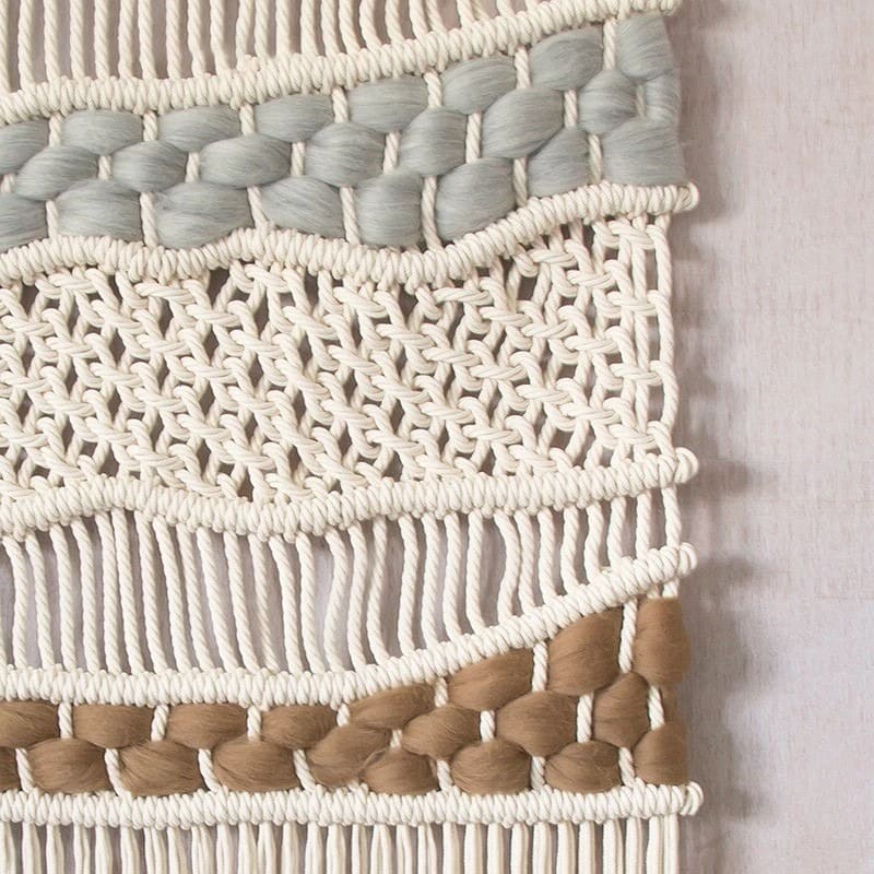 Décoration murale plume en macramé - La boutique bohème Décoration murale plume en macramé - La boutique bohème